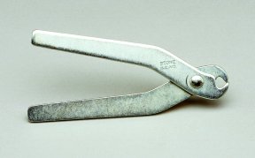 RABIES RING APPLICATOR